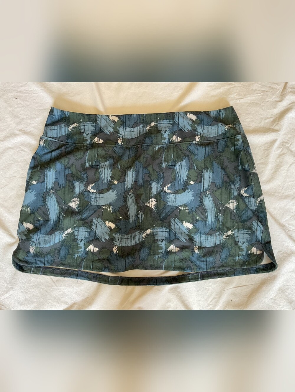 Women's L.L. Bean Everyday Performance Skort Iron Blue Brushed Camo Print